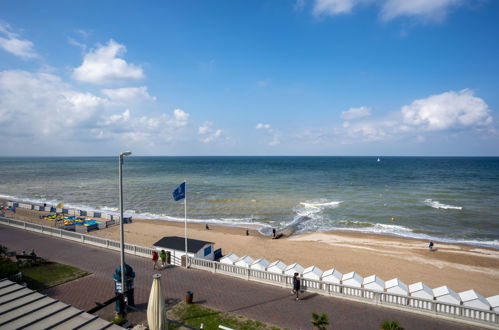 Foto 2 - Apartamento de 1 quarto em Cabourg com vistas do mar