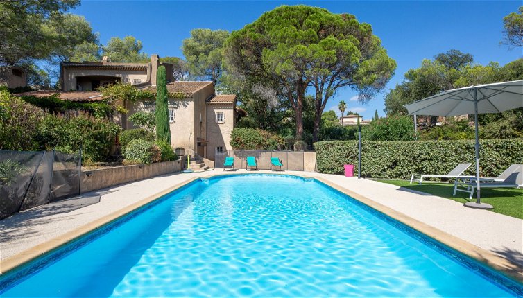 Foto 1 - Casa de 4 quartos em Saint-Raphaël com piscina privada e vistas do mar