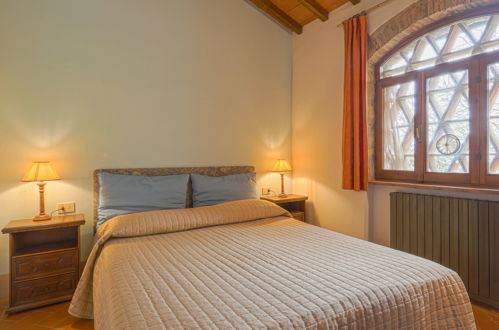 Foto 13 - Casa con 1 camera da letto a Greve in Chianti con giardino