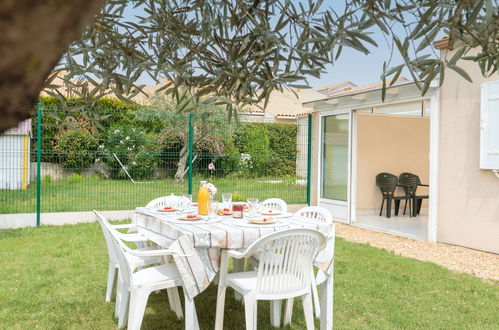 Foto 3 - Casa de 3 habitaciones en Vaux-sur-Mer con jardín y vistas al mar