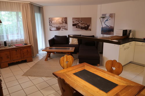 Foto 7 - Apartamento de 1 habitación en Flims con vistas a la montaña