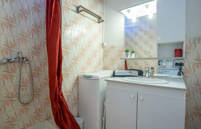 Apartamento de 1 quarto em Saint-Raphaël com piscina e jardim - Foto 14