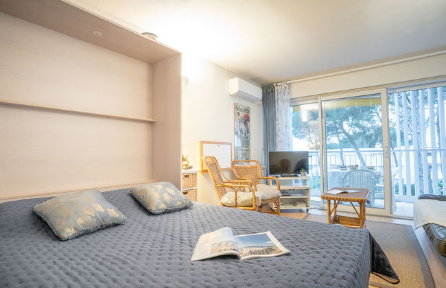 Apartamento de 1 quarto em Saint-Raphaël com piscina e jardim - Foto 12