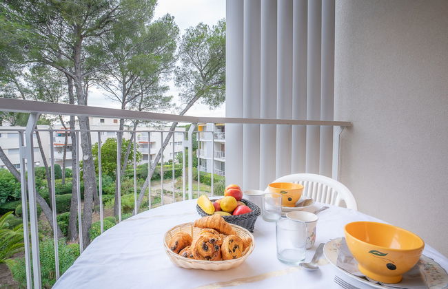 Apartamento de 1 quarto em Saint-Raphaël com piscina e jardim - Foto 15
