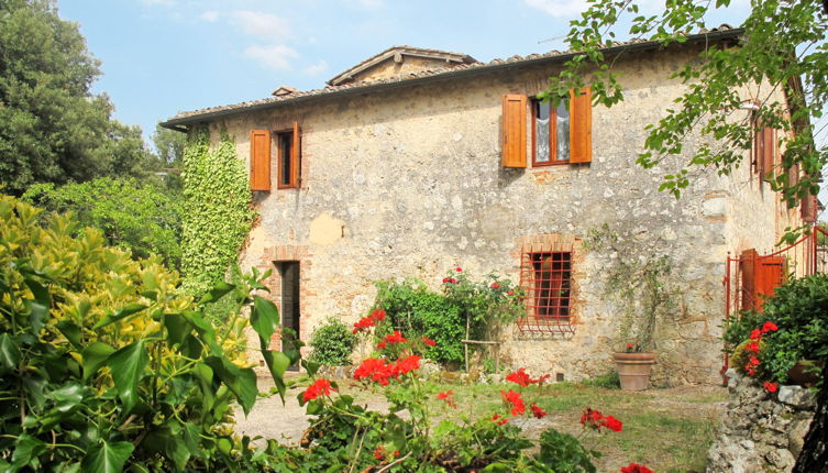 Foto 1 - Casa con 4 camere da letto a Siena con piscina privata e giardino