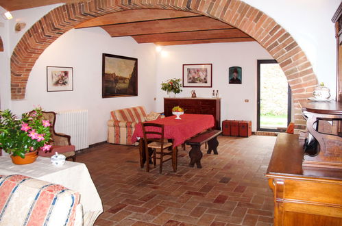 Photo 7 - 4 bedroom House in Siena with private pool and garden