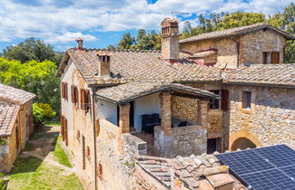 Foto 3 - Casa de 4 quartos em Siena com piscina privada e jardim