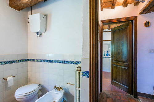 Foto 33 - Casa de 4 quartos em Siena com piscina privada e jardim