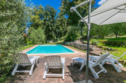 Foto 49 - Casa de 4 quartos em Siena com piscina privada e jardim