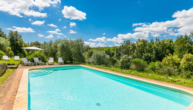 Foto 1 - Casa de 4 quartos em Siena com piscina privada e jardim