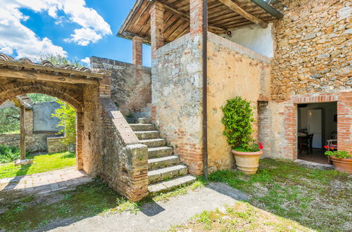 Foto 60 - Casa de 4 quartos em Siena com piscina privada e jardim