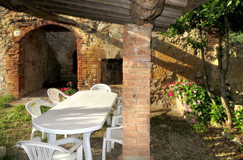 Foto 30 - Haus mit 4 Schlafzimmern in Siena mit privater pool und garten