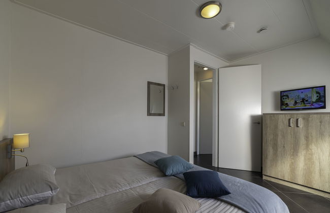 Casa de 7 quartos em Colijnsplaat com piscina privada e jardim - Foto 18