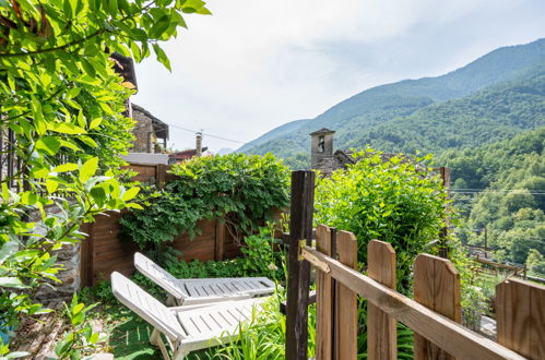 Photo 19 - Maison de 1 chambre à Bognanco avec jardin et vues sur la montagne