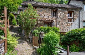 Photo 2 - Maison de 1 chambre à Bognanco avec jardin et vues sur la montagne