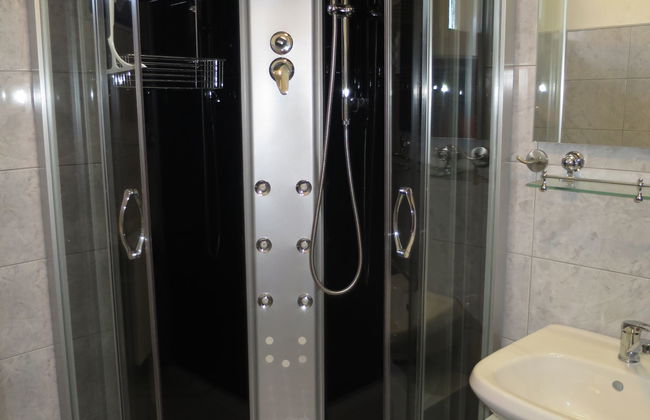3 bedroom Apartment in Novigrad with terrace - Photo 13