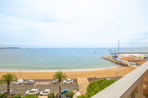 Photo 2 - 1 bedroom Apartment in Fréjus with terrace and sea view