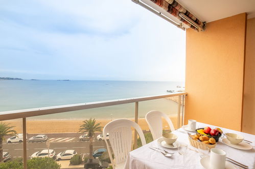 Photo 12 - 1 bedroom Apartment in Fréjus with terrace and sea view