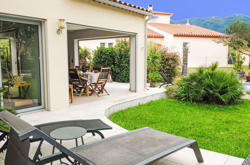 Foto 39 - Casa con 4 camere da letto a Saint-Génis-des-Fontaines con piscina privata e giardino