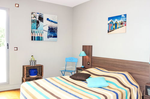 Foto 13 - Casa con 4 camere da letto a Saint-Génis-des-Fontaines con piscina privata e giardino