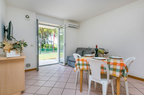 Foto 4 - Appartamento con 2 camere da letto a Aquileia con piscina e vista mare