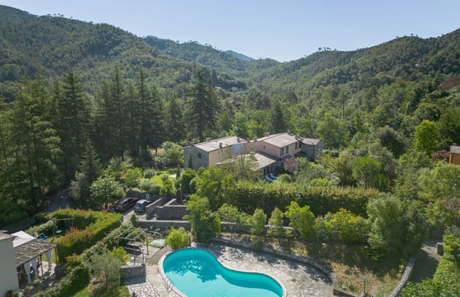 Casa de 3 quartos em Pignone com piscina e jardim - Foto 1