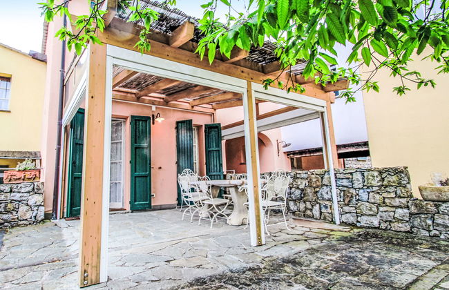 Casa de 3 quartos em Pignone com piscina e jardim - Foto 25