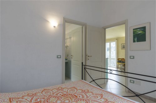 Photo 12 - 2 bedroom Apartment in Imperia with garden and sea view