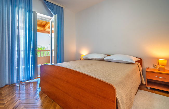 Apartamento de 3 quartos em Rab com piscina e terraço - Foto 23