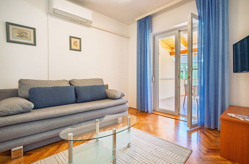 Foto 4 - Apartment mit 2 Schlafzimmern in Rab mit schwimmbad und terrasse