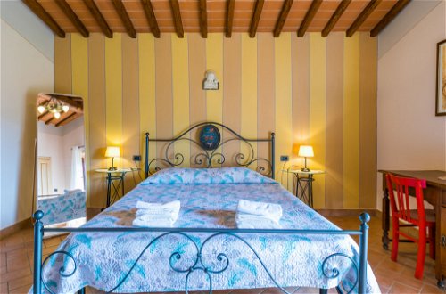 Foto 28 - Casa con 3 camere da letto a Montevarchi con piscina privata e giardino