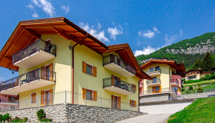 Photo 1 - 2 bedroom Apartment in Caldes with swimming pool and mountain view