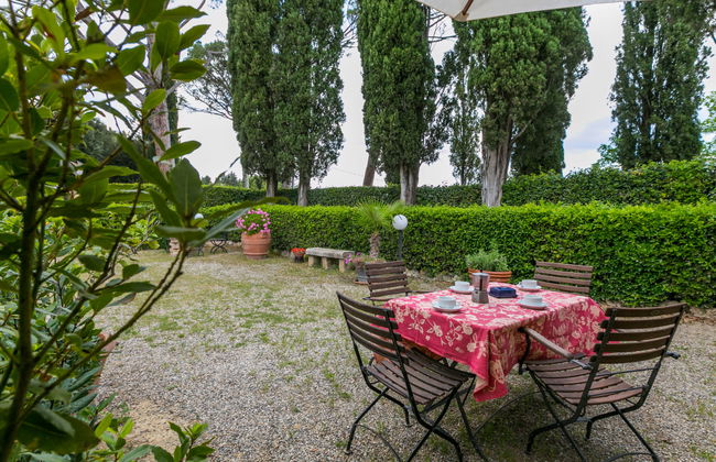 Casa de 2 quartos em Poggibonsi com piscina e jardim - Foto 48