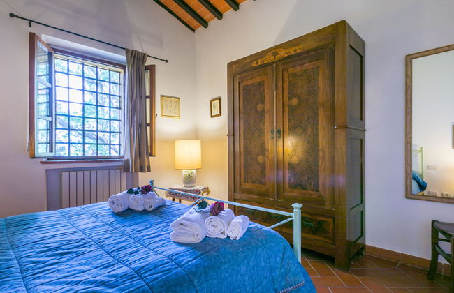 Casa de 2 quartos em Poggibonsi com piscina e jardim - Foto 18