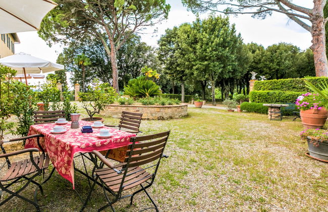Casa de 2 quartos em Poggibonsi com piscina e jardim - Foto 4