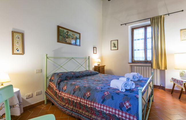 Casa de 2 quartos em Poggibonsi com piscina e jardim - Foto 13