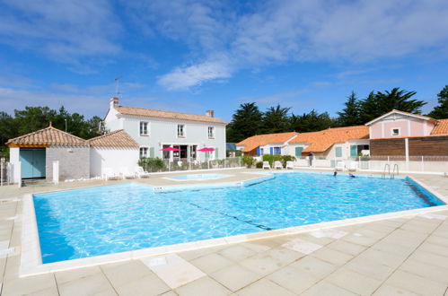 Foto 19 - Casa de 1 habitación en Saint-Hilaire-de-Riez con piscina y vistas al mar