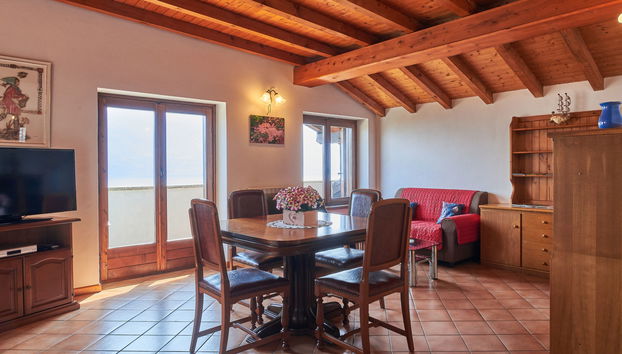 Apartamento de 3 quartos em Musso com jardim e terraço - Foto 5