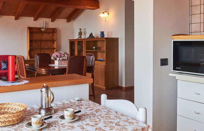 Apartamento de 3 quartos em Musso com jardim e terraço - Foto 8