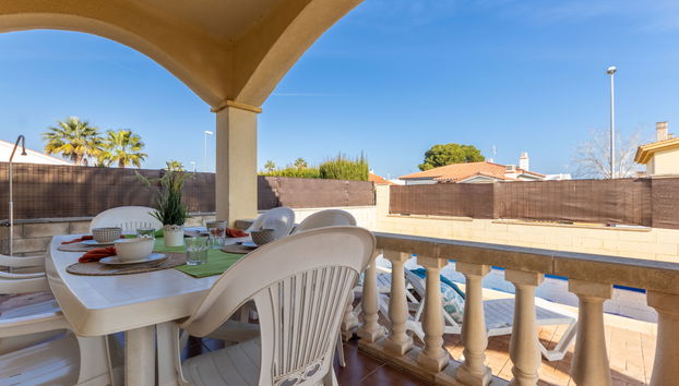 4 bedroom House in Deltebre with private pool and garden - Photo 3