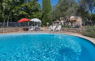 Photo 2 - 4 bedroom House in Flassans-sur-Issole with private pool and garden