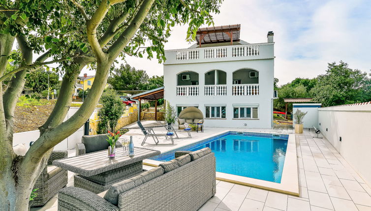 Foto 1 - Apartment mit 2 Schlafzimmern in Novigrad mit schwimmbad und garten