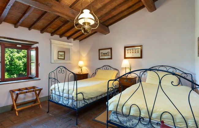 6 bedroom House in Vicchio with private pool and garden - Photo 24