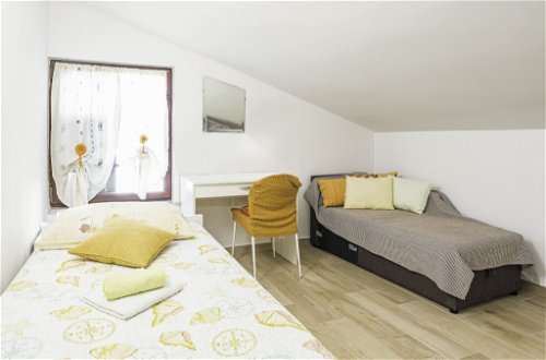 Foto 20 - Appartamento con 3 camere da letto a Medulin con terrazza e vista mare