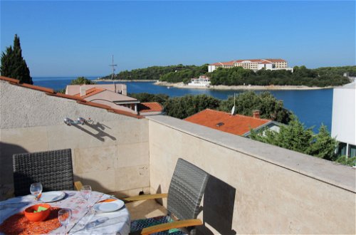 Foto 5 - Appartamento con 3 camere da letto a Medulin con terrazza e vista mare
