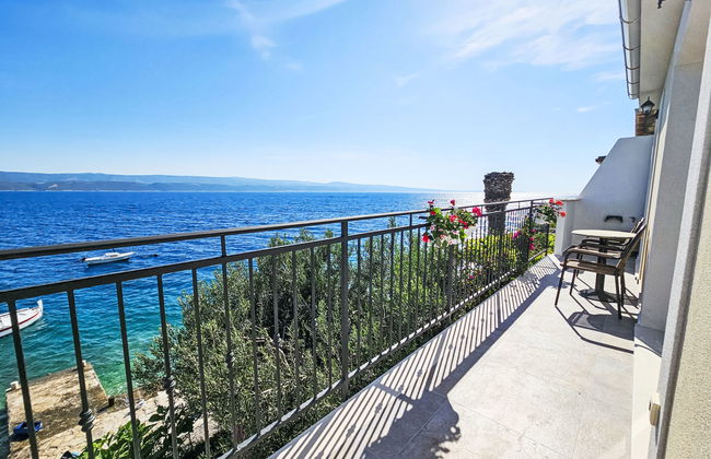 Casa de 5 quartos em Omiš com jardim e terraço - Foto 5