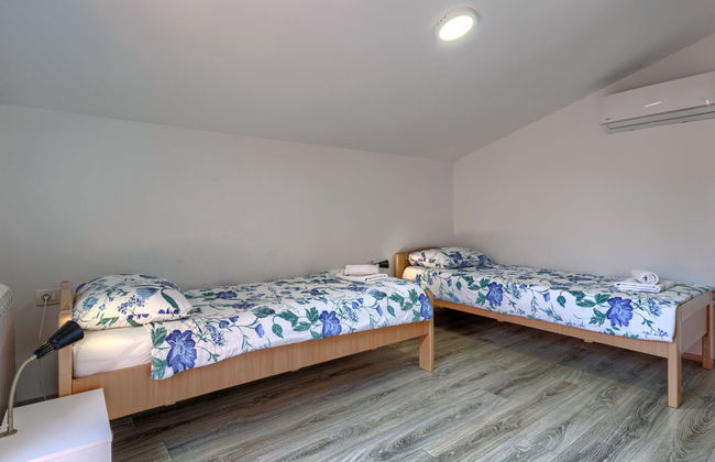 Casa de 5 quartos em Labin com piscina privada e jardim - Foto 36