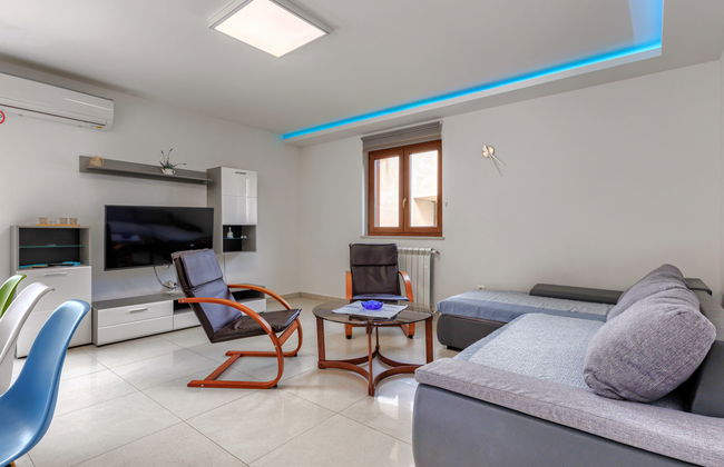 Casa de 5 quartos em Labin com piscina privada e jardim - Foto 11