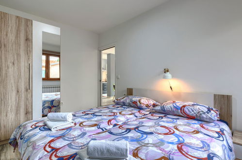 Photo 36 - 6 bedroom House in Labin with private pool and garden