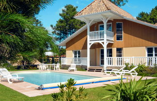 Photo 1 - 3 bedroom House in Lacanau with private pool and sea view